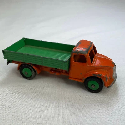 Diecast - DINKY TOYS de Meccano Ltd. Dodge #414 - naranja con plataforma inclinable verde de colección Foto 1 de 4