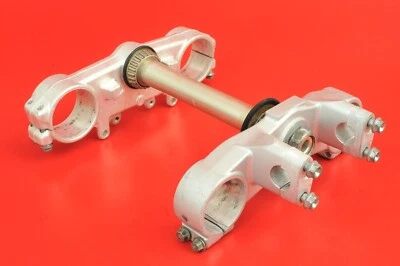 Yamaha YZ125 YZ 125 YZ250 1996-1999 triple árbol barra inferior superior abrazadera de horquilla Foto 1 de 4