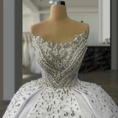 Vestidos de novia de lujo con pedrería línea A sin mangas vestido de novia personalizados Foto 1 de 4