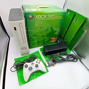 Microsoft Xbox 360 White Console Boxed w/ Game Live Edition Japanese CIB Tested - Picture 1 of 21