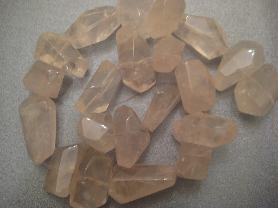 Cuentas de cuarzo rosa de forma libre 21 piezas Foto 1 de 1