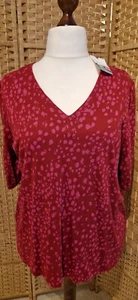 Joules Top Size 18 BNWT Red Pink Animal Print NEW N42 - Picture 1 of 9