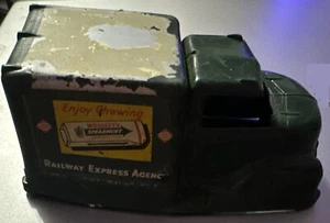 Vintage Plastic truck: Railway Express Agency Wrigley's Spearmint Gum panels - Picture 1 of 2