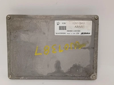 Módulo de control de motor usado (ECM) se adapta a: 2012 Buick Lacrosse Electronic Control Mo Foto 1 de 4