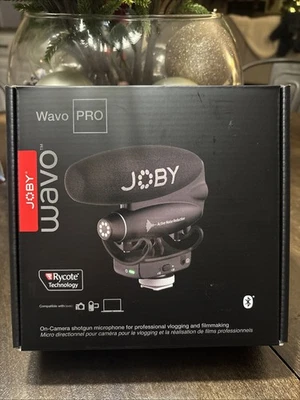 UNOPENED JOBY Wavo PRO Hybrid Analog/USB Camera-Mount Shotgun Microphone - Image 1 of 4