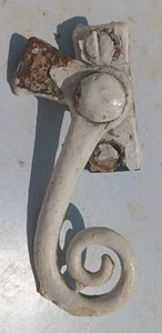 Vintage Old Antique Metal Olde Victorian Window Handle Security monkey tail latc - Picture 1 of 6