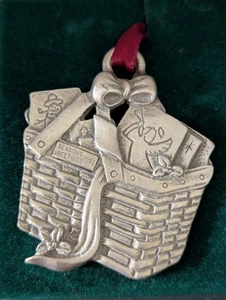 NEW Vintage 1992 Longaberger Season's Greetings Pewter Christmas Ornament - Picture 1 of 10