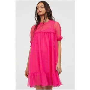 Vestido H&M DIVIDIDO Rosa Calado Volantes Malla Netflix Para Todos Los Niños Pequeño S - Imagen 1 de 9