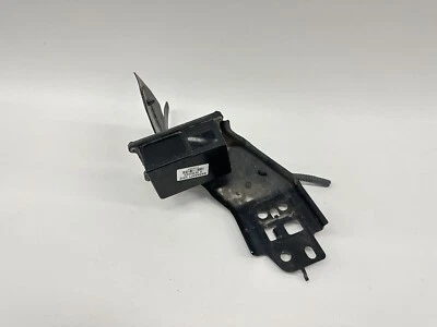 Sensor de distancia de control de crucero radar láser Toyota Sienna 2006-2010 88210-45020 Foto 1 de 4