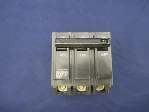 GE General Electric THQL  25 amps Circuit Breaker - Picture 1 of 3