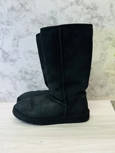 UGG Australia Women’s Classic Tall 5815 W/Black Size 8 Sheepskin And Leather - Picture 1 of 6