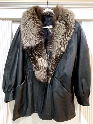 Abrigo de Colección J Percy Marvin Richards 100% Cuero Negro 100% Piel de Zorro Mantón Cuello M Foto 1 de 4