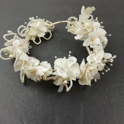 复古花卉皇冠 & 6 白色和珍珠花卉链婚礼工艺装饰 — 第 1/4 张图片