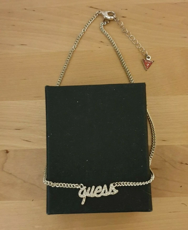 Collana Girocollo Guess con scritta ricoperta da strass Gioielli Accessori Donna - Immagine 1 di 4