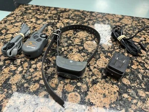 SPORTDOG SDT00-16669 DOG TRAINING COLLAR WITH REMOTE AND CHARGER - Picture 1 of 4