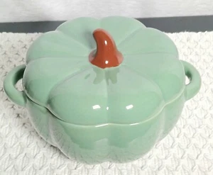 Fall Harvest Pumpkin Shaped Soup Bowl Tureen Lid Ceramic Handles 3 Cups Green - Picture 1 of 5