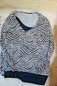 CHICO'S Langarm-V-Ausschnitt gestreift marine weiß silber Größe 2 mit Rundhalsausschnitt - Bild 1 von 6