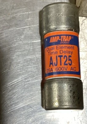 FUSIBLE DE DESCONEXIÓN PRINCIPAL AMP-TRAP 2000 AJT25 doble elemento retardo de tiempo 600 V CA nos Foto 1 de 4