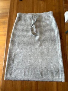 J. Crew Damen Strickrock gestreift. Grau & Weiß. Medium. Relaxed Fit. - Bild 1 von 11