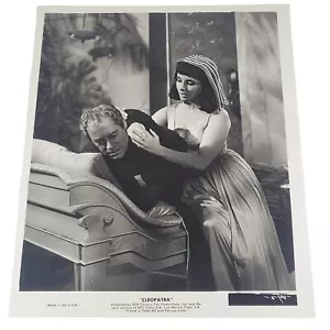 Liz Taylor In Cleopatra Press Photo Rex Harrison Egyptian Inspired Film 8x10 Vtg - Picture 1 of 15