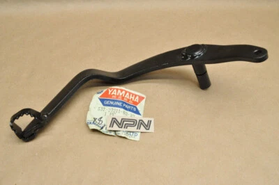 NOS Yamaha 1976-77 YZ100 74-77 YZ125 1976 YZ175 Rear Brake Pedal 537-27211-02-33 - Image 1 of 4