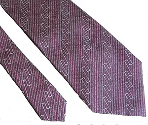 NUOVA CRAVATTA IN SETA Audrey Buckner, geometrica bordeaux e marrone 57", nuova con etichetta da uomo - Foto 1 di 4