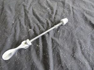 SPECIALIZED SPOON FRONT HUB QUICK RELEASE ROAD TOURING RACING VINTAGE - Picture 1 of 3