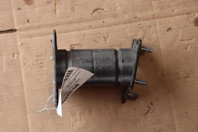 Barra de extensión de refuerzo para parachoques trasero izquierdo Nissan Rogue 2015-2018 OEM Foto 1 de 4