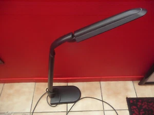 LAMPE VINTAGE ARTICULEE - EN ETAT DE MARCHE - Picture 1 of 5