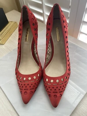 Zapatos de salón BCBGENERATION naranja de cuero perforado punta talla 8/pascua Foto 1 de 4