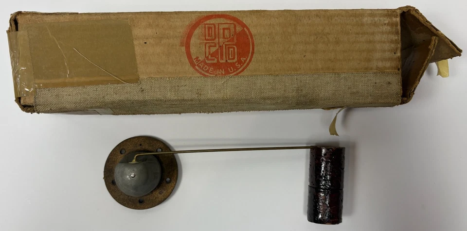 Nueva unidad de envío de tanque de combustible de stock antiguo para modelos 1946-48 Mopar #1120552 Foto 1 de 1