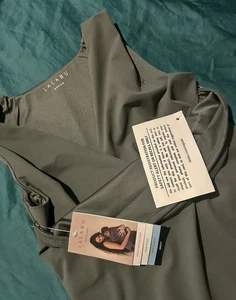 LALABU Soothe Shirt | Damen Baby Beutel Shirt - Größe M - Bild 1 von 6