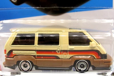 风火轮 2023 J 进口系列 1986 年丰田范 — 第 1/3 张图片