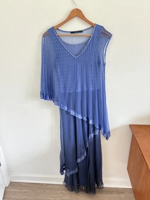 Maxi Vestido Negro by Komarov Pequeño Niveles Asimétrico Noche Ocasión Especial Foto 1 de 4