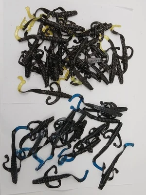 40 Vintage Gene Larew SALTY FLIP'N CHIK'N Baits Black Neon/Chart, And Black/Blue - Image 1 of 4