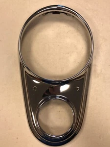 AUSTIN A40 SALOON + COUNTRYMAN — HEADLAMP RIM LUCAS F700 — SCHEINWERFER ZIERRING - Bild 1 von 24