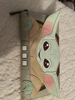Cartera Loungefly Disney Star Wars El Niño Bebé Yoda Grogu The Mandalorian Foto 1 de 4