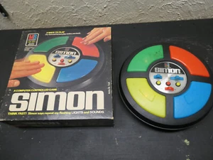 Gioco di memoria vintage Simon Says 1978 Milton Bradley con scatola - Foto 1 di 9