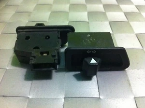A-1 APRILIA SUZUKI DERBI KYMCO INTERRUPTOR INERMITENTE INDICATOR SWITCH - Picture 1 of 1