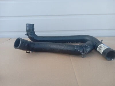 2001 2002 2003 2004 2005 2006 LEXUS LS430 MANGUERA RADIADOR CON CLAPS Foto 1 de 4