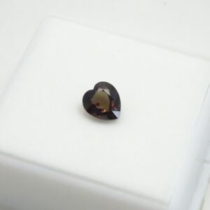 Color Change Garnet Heart - 1.57ct - 6.3x6.8mm - African Garnet Gemstone