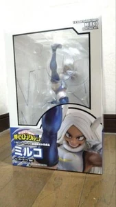 My Hero Academia Mirko Hero Suit Ver. 1/8 Figure Takara Tomy Japan import - Picture 1 of 8