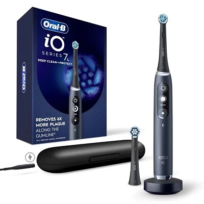 Cepillo de dientes eléctrico Oral-B iO Deep Clean + Protect serie 7 negro Foto 1 de 4