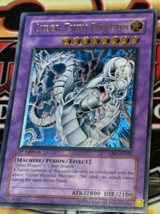 YuGiOh Cyber Twin Dragon CRV-AE035 1st ED Ultimate Rare Asia English Vintage LP - Picture 1 of 2