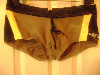 RARE NEW VINTAGE N2N SQ. CUT MINI SHORT, IN GREY , YELLOW AND BLACK, SIZE MED. - Image 1 of 4
