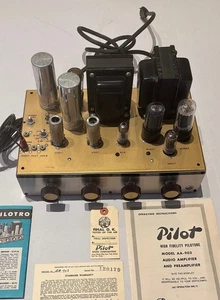 Pilot Radio Corporation Pilotone AA-903 Amplificatore valvolare mono con manuale - Foto 1 di 2
