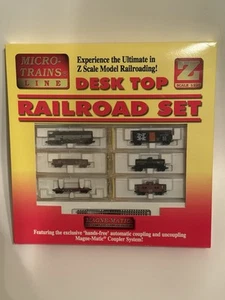 Micro-Trains Line Z Scale Desk Top Railroad Set With 5 Extra Cars. - Picture 1 of 18