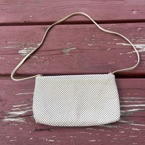 Whiting & Davis Women's Vintage Silver Mesh Small Crossbody Evening Handbag - Picture 1 of 10