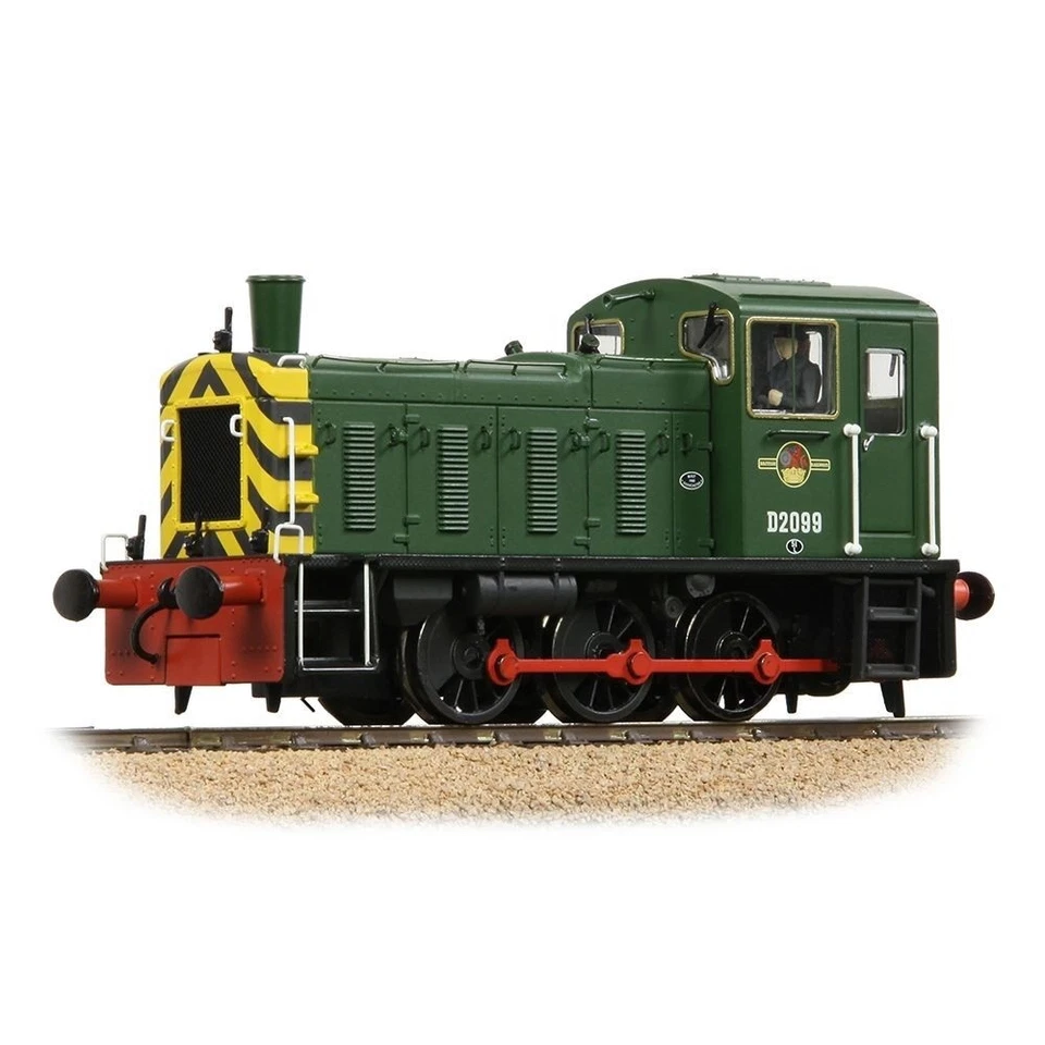 Bachmann 31-364B Class 03 BR Green Weathered OO - Image 1 of 1