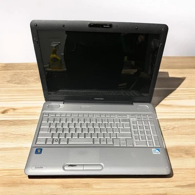 Ноутбук Toshiba Satellite L505-ES5018.  Без операционной системы - Изображение 1 из 3